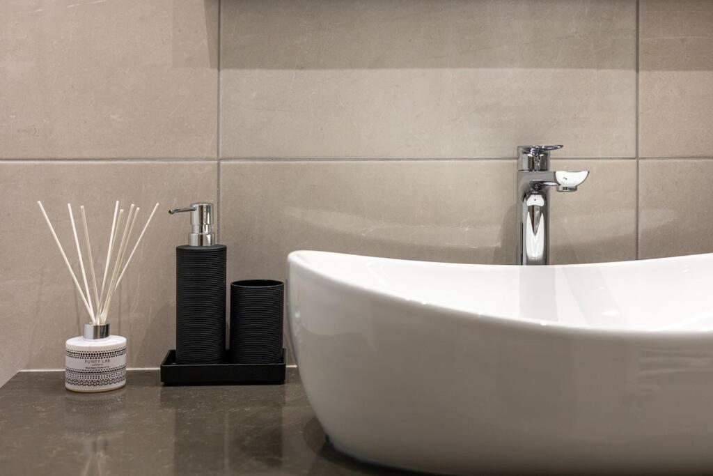 Apartman Drago 4* - 2 Minutes From The Town Centre Split Exterior foto